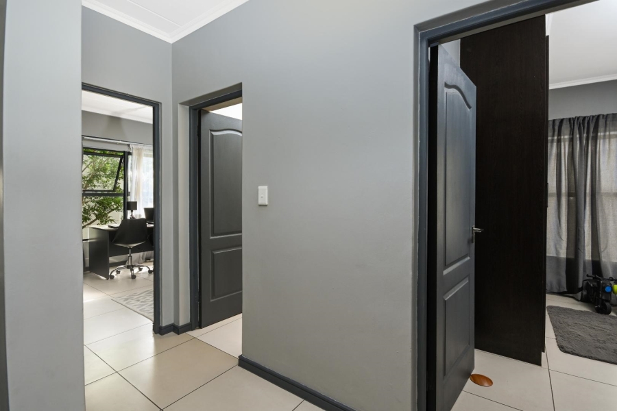 To Let 3 Bedroom Property for Rent in De Velde Western Cape